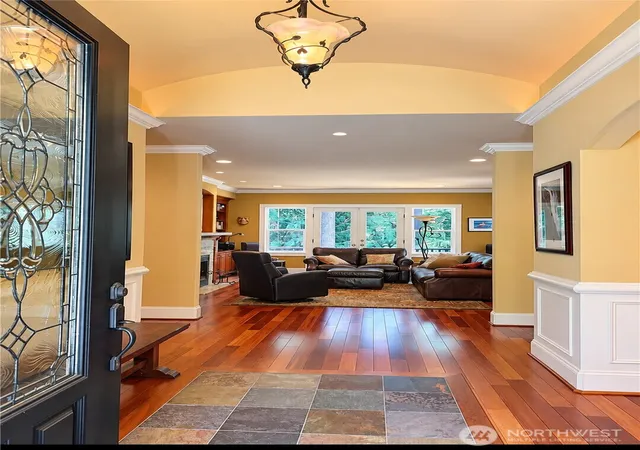 Photo 3 of Single family home for sale at 18210 Homeview Dr, Edmonds, WA 98026 | MLS# NWM2541190 | Listing updated on 2026-09-24