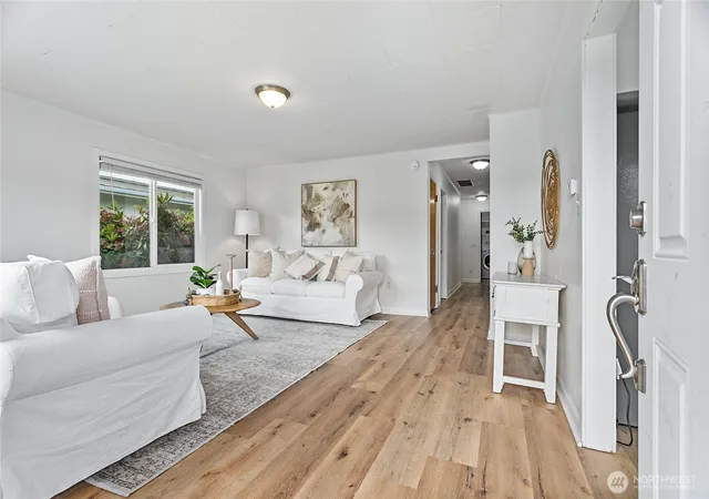 Photo 3 of Single family home for sale at 1909 Cleveland Ave, Mount Vernon, WA 98273 | MLS# NWM2541194 | Listing updated on 2026-09-22