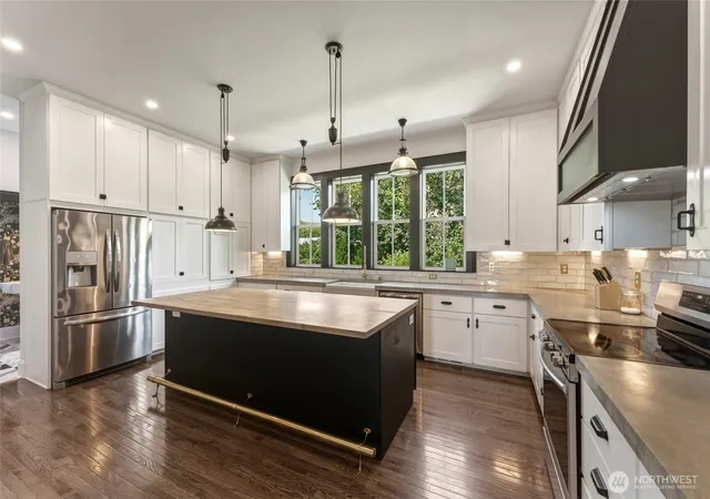 Photo 3 of Single family home for sale at 504 N 1st Street, Dayton, WA 99328 | MLS# NWM2541227 | Listing updated on 2026-09-23