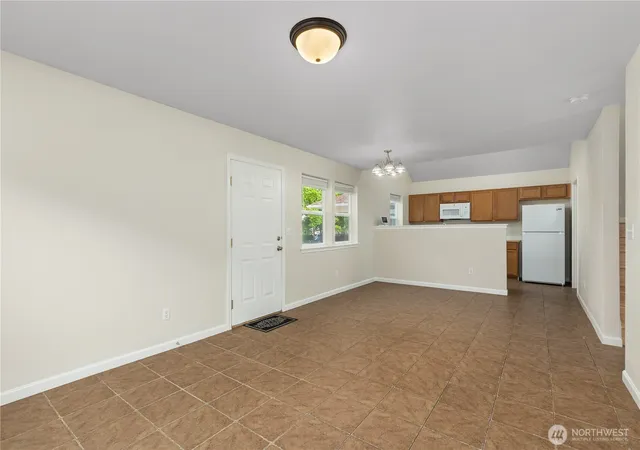 Photo 4 of Single family home for sale at 4127 E T St, Tacoma, WA 98404 | MLS# NWM2541243 | Listing updated on 2026-09-22