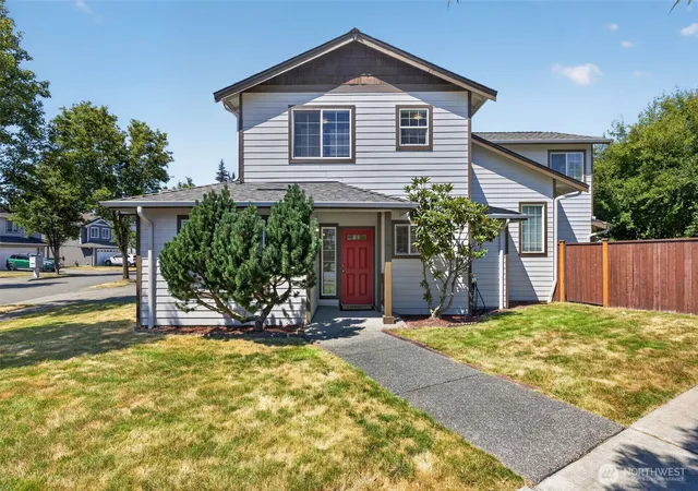 Photo 1 of Sale Pending at 4929 104th Place Ne, Marysville, WA 98270 | MLS# NWM2541249 | Listing updated on 2026-09-25