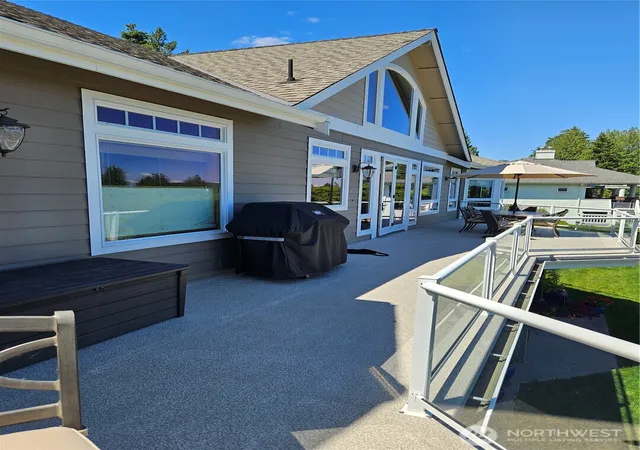 Photo 4 of Single family home for sale at 8102 E Perelli Ln, Port Orchard, WA 98366 | MLS# NWM2541293 | Listing updated on 2026-09-29