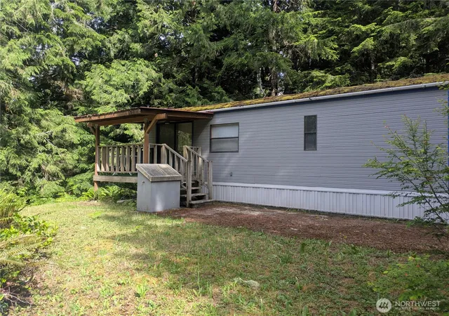 Photo 3 of Manufactured home for sale at 44787 Kachess Trl #2C22, Concrete, WA 98237 | MLS# NWM2541302 | Listing updated on 2026-09-22