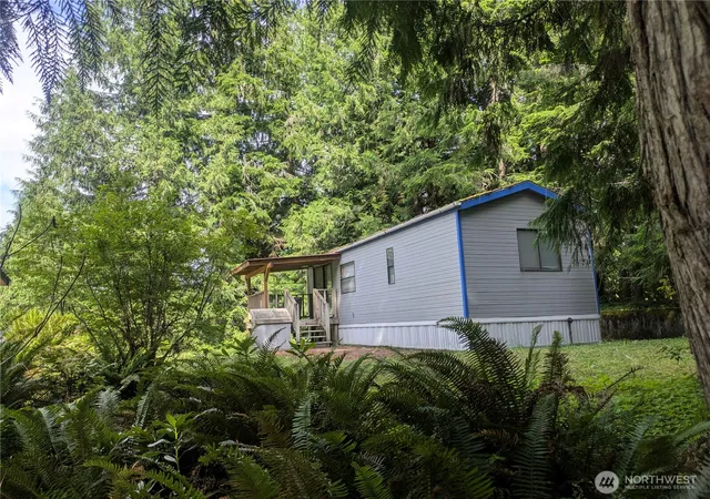 Photo 3 of Manufactured home for sale at 44787 Kachess Trl #2C22, Concrete, WA 98237 | MLS# NWM2541302 | Listing updated on 2026-09-22