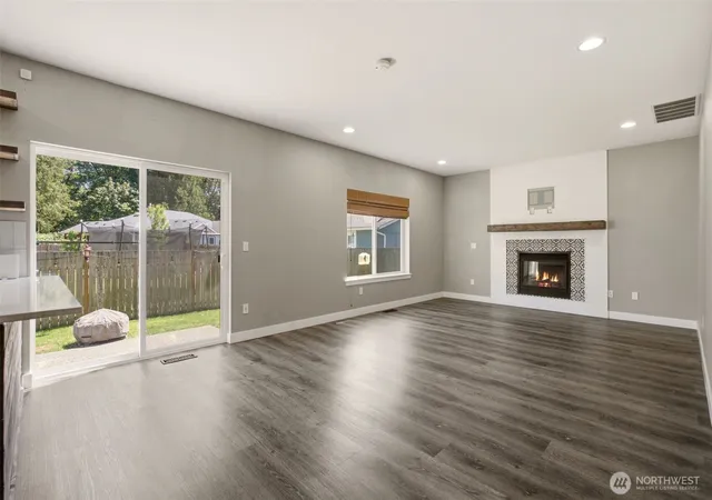 Photo 2 of Single family home for sale at 8517 36th Avenue NE, Marysville, WA 98270 | MLS# NWM2541314 | Listing updated on 2026-10-29