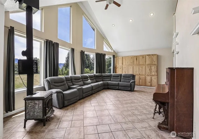 Photo 3 of Single family home for sale at 138 Marian Ln, Ariel, WA 98603 | MLS# NWM2541320 | Listing updated on 2026-09-22