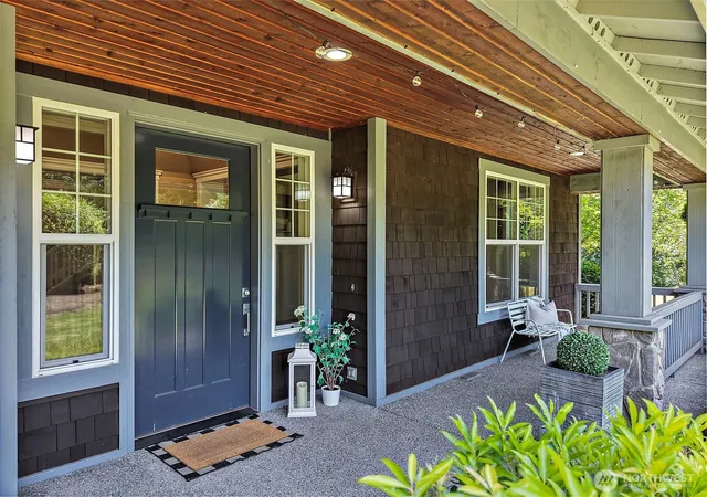 Photo 4 of Sale Pending at 22420 270th Avenue SE, Maple Valley, WA 98038 | MLS# NWM2541322 | Listing updated on 2026-09-25