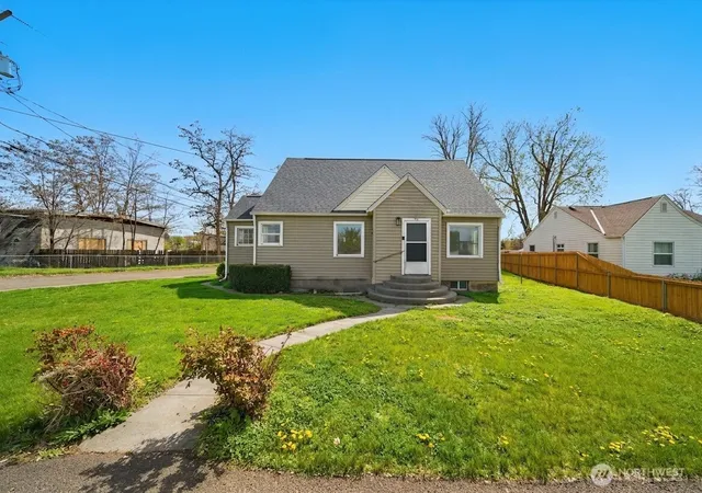 Photo 1 of Multi family home for sale at 70 Ne Rose St, College Place, WA 99324 | MLS# NWM2541341 | Listing updated on 2026-09-22