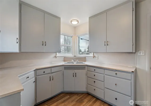 Photo 3 of House for sale at 70 NE Rose St, College Place, WA 99324 | MLS# NWM2541341 | Listing updated on 2026-09-22