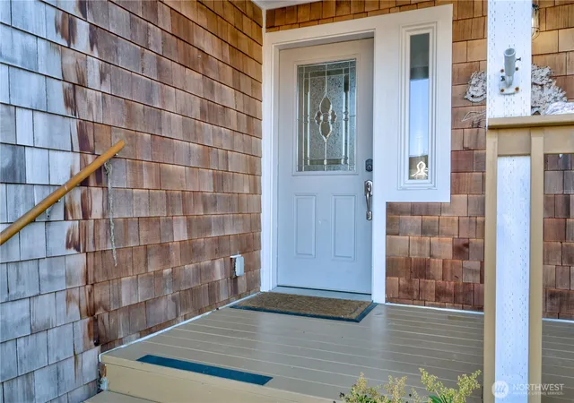 Photo 4 of Sale Pending at 2705 N Sea Crst Ave, Long Beach, WA 98631 | MLS# NWM2541356 | Listing updated on 2026-10-01