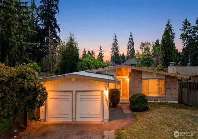 Photo 1 of Single family home for sale at 26607 Manchester Ct, Kent, WA 98032 | MLS# NWM2541382 | Listing updated on 2026-09-24