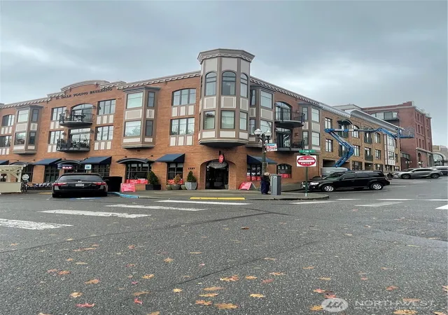 Photo 2 of Sale Pending at 1101 Mckenzie Ave #206, Bellingham, WA 98225 | MLS# NWM2541389 | Listing updated on 2026-09-25