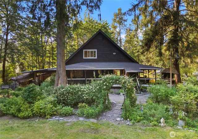 Photo 4 of Sale Pending at 22314 137th Street NE, Granite Falls, WA 98252 | MLS# NWM2541421 | Listing updated on 2026-09-28
