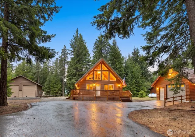 Photo 1 of Single family home for sale at 420 Vinegar Bnd Rd, Ronald, WA 98940 | MLS# NWM2541430 | Listing updated on 2026-09-22
