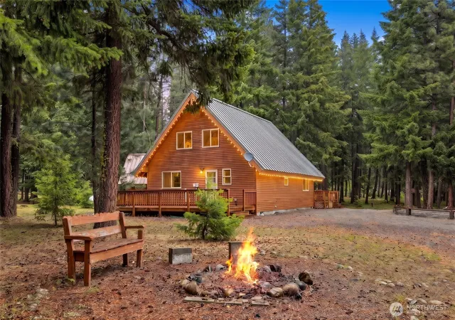 Photo 3 of Single family home for sale at 420 Vinegar Bnd Rd, Ronald, WA 98940 | MLS# NWM2541430 | Listing updated on 2026-09-22