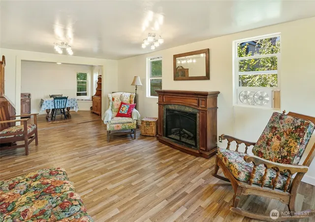 Photo 4 of Single family home for sale at 1235 S 101st Street, Seattle, WA 98168 | MLS# NWM2541461 | Listing updated on 2026-09-29