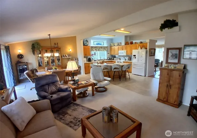 Photo 3 of Sale Pending at 9105 58th Avenue E #188, Puyallup, WA 98371 | MLS# NWM2541464 | Listing updated on 2026-09-25