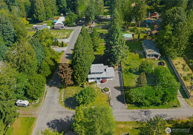 Photo 2 of Sale Pending at 12506 Ne Virginia Ct, Kingston, WA 98346 | MLS# NWM2541480 | Listing updated on 2026-09-28