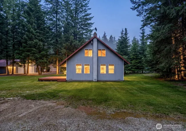 Photo 2 of Single family home for sale at 2605 Larch Dr, Leavenworth, WA 98826 | MLS# NWM2541493 | Listing updated on 2026-09-25