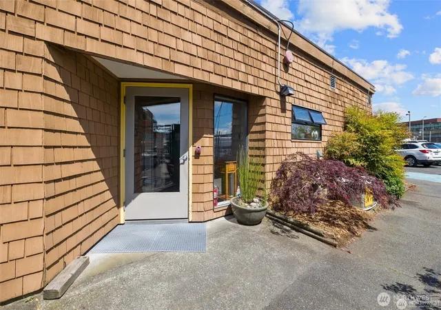 Photo 3 of Sale Pending at 2143 N Northlake Way #A1, Seattle, WA 98103 | MLS# NWM2541501 | Listing updated on 2026-09-24
