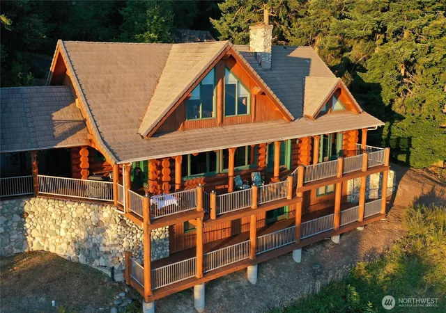 Photo 3 of Single family home for sale at 53 Combs Pl, Port Townsend, WA 98368 | MLS# NWM2541551 | Listing updated on 2026-09-22