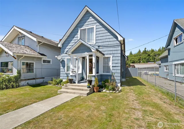 Photo 1 of Sale Pending at 419 Karr Ave, Hoquiam, WA 98550 | MLS# NWM2541582 | Listing updated on 2026-09-23