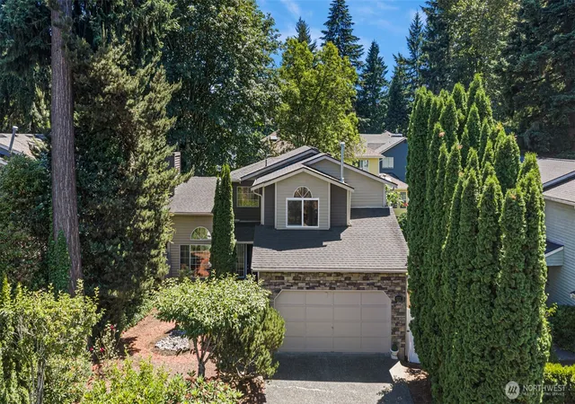 Photo 3 of Single family home for sale at 12737 NE 97th Place, Kirkland, WA 98033 | MLS# NWM2541588 | Listing updated on 2026-09-30