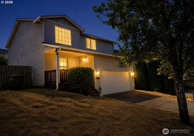 Photo 2 of Single family home for sale at 1209 W 32nd Circle, Vancouver, WA 98660 | MLS# NWM2541602 | Listing updated on 2026-09-22