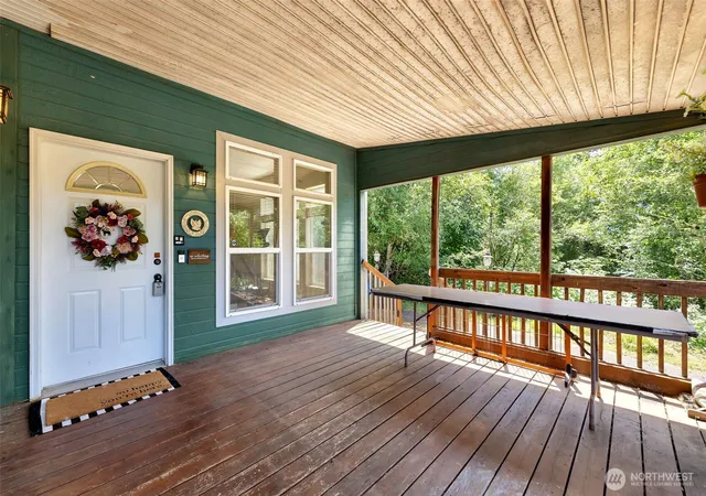 Photo 3 of Manufactured home for sale at 161 Rogers Rd, Kalama, WA 98625 | MLS# NWM2541620 | Listing updated on 2026-09-22