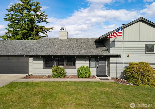 Photo 4 of Single family home for sale at 8808 Line Rd, Lynden, WA 98264 | MLS# NWM2541625 | Listing updated on 2026-10-01