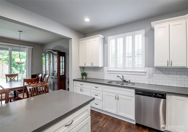 Photo 4 of Sale Pending at 1502 12th Avenue SE, Puyallup, WA 98372 | MLS# NWM2541631 | Listing updated on 2026-09-25