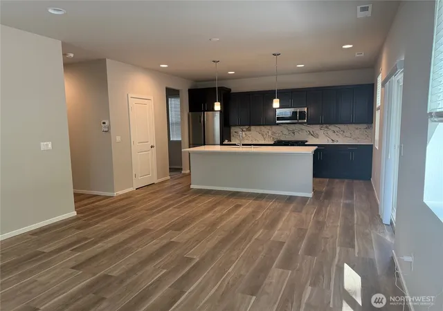 Photo 2 of Single family home for sale at 292 Ne Shadowhawk Ln, Bremerton, WA 98311 | MLS# NWM2541646 | Listing updated on 2026-09-22