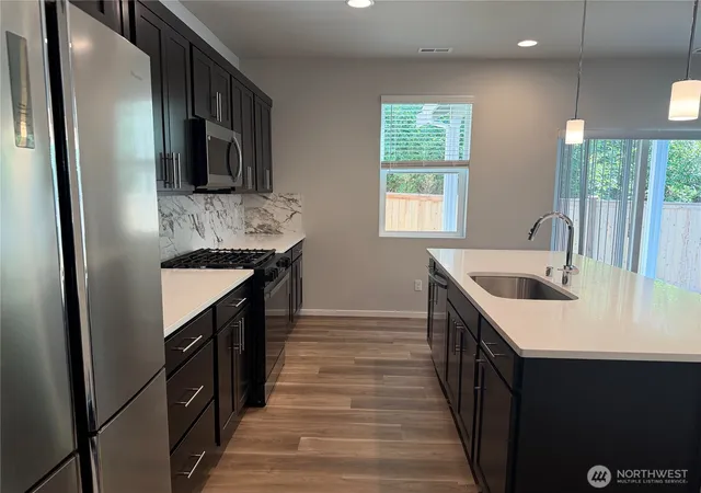 Photo 3 of Single family home for sale at 292 NE Shadowhawk Ln, Bremerton, WA 98311 | MLS# NWM2541646 | Listing updated on 2026-09-22