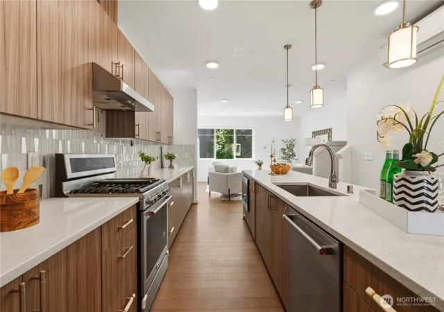 Photo 3 of Townhouse for sale at 15865 Ne 14th Road, Bellevue, WA 98008 | MLS# NWM2541673 | Listing updated on 2026-09-22