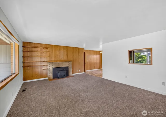 Photo 2 of Sale Pending at 1509 Avon Ave, Burlington, WA 98233 | MLS# NWM2541686 | Listing updated on 2026-09-04