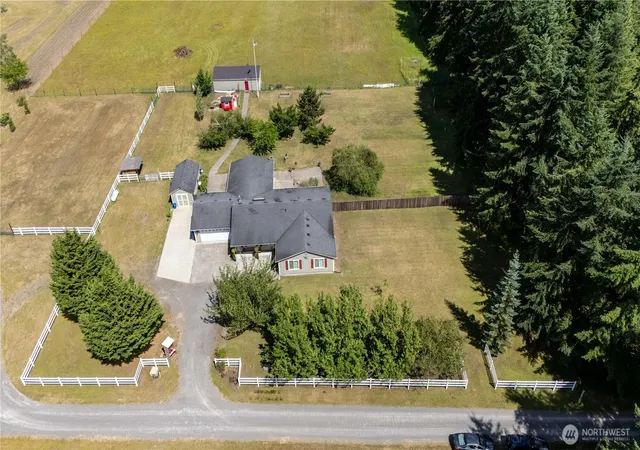 Photo 3 of Single family home for sale at 10548 179th Avenue Sw, Rochester, WA 98579 | MLS# NWM2541735 | Listing updated on 2026-09-22