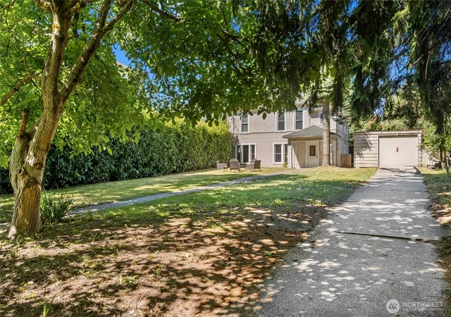 Photo 2 of Single family home for sale at 1443 22nd Avenue, Seattle, WA 98122 | MLS# NWM2541786 | Listing updated on 2026-10-01