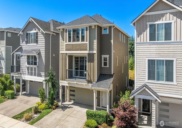 Photo 2 of Townhouse for sale at 14012 12th Place W, Lynnwood, WA 98087 | MLS# NWM2541806 | Listing updated on 2026-09-30