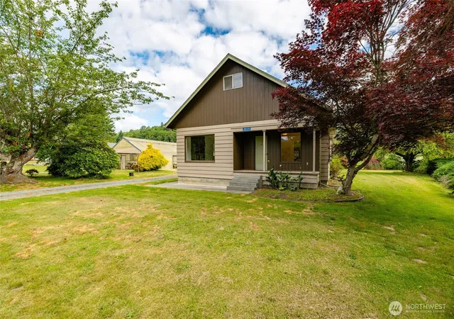 Photo 2 of Single family home for sale at 30135 Lyman Hamilton Hwy, Sedro Woolley, WA 98284 | MLS# NWM2541858 | Listing updated on 2026-09-22