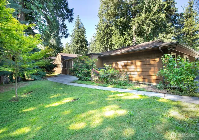 Photo 3 of Single family home for sale at 450 Wood Crk Dr, Lynden, WA 98264 | MLS# NWM2541891 | Listing updated on 2026-09-22