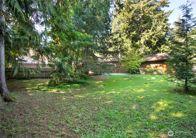 Photo 4 of Single family home for sale at 450 Wood Crk Dr, Lynden, WA 98264 | MLS# NWM2541891 | Listing updated on 2026-09-22
