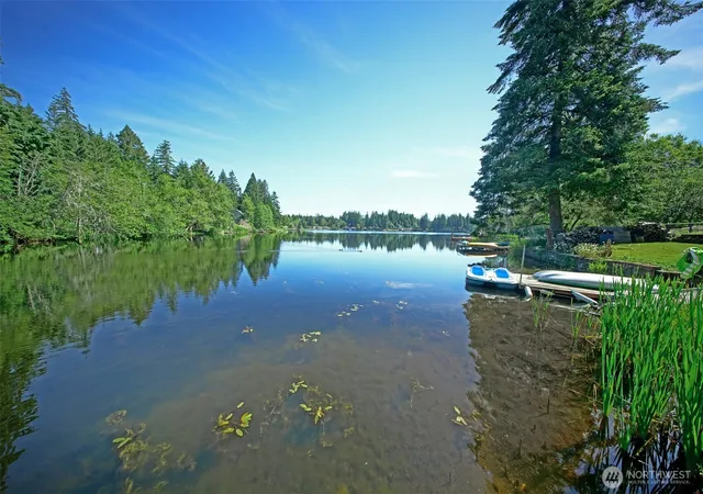 Photo 3 of Contingent at 1840 Se Crescent Dr, Shelton, WA 98584 | MLS# NWM2541904 | Listing updated on 2026-09-26
