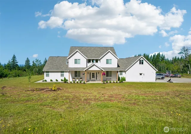 Photo 2 of Single family home for sale at 24020 Ne Alvas Rd, Battle Ground, WA 98604 | MLS# NWM2541913 | Listing updated on 2026-09-22