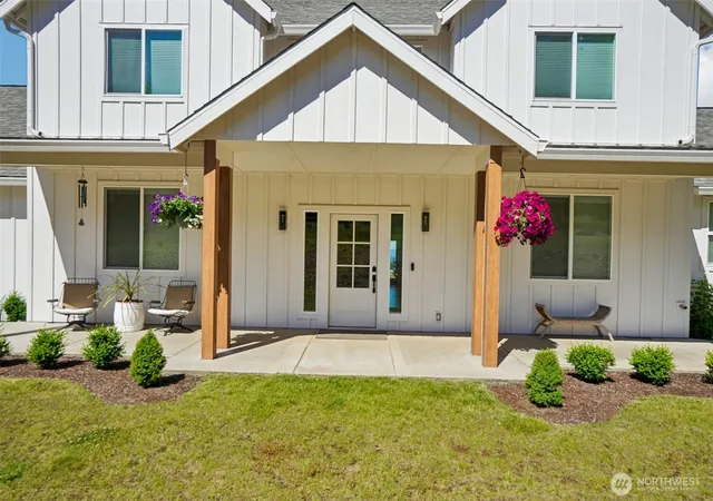 Photo 3 of Single family home for sale at 24020 Ne Alvas Rd, Battle Ground, WA 98604 | MLS# NWM2541913 | Listing updated on 2026-09-22