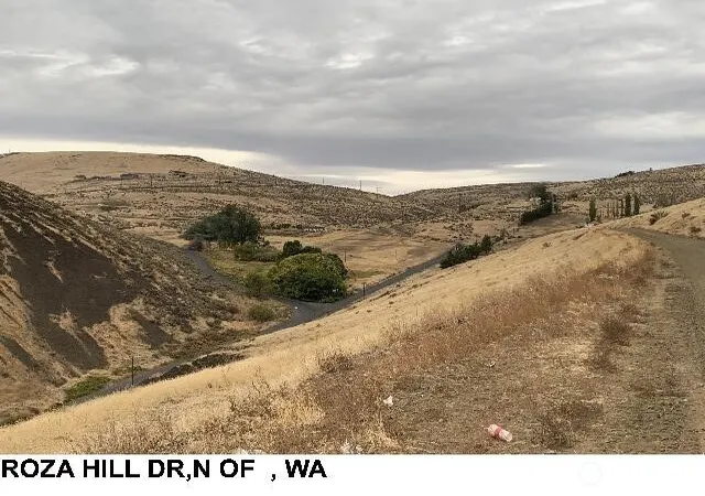 Photo 3 of Land for sale at 0 N Roza Hl Dr, Yakima, WA 98901 | MLS# NWM2541941 | Listing updated on 2026-09-22