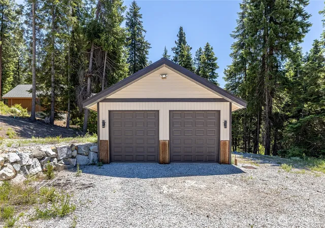 Photo 3 of Single family home for sale at 2676 Sumac Ln, Leavenworth, WA 98826 | MLS# NWM2541955 | Listing updated on 2026-09-22