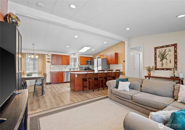 Photo 3 of Manufactured home for sale at 602 29th Street SE #26, Auburn, WA 98002 | MLS# NWM2541963 | Listing updated on 2026-09-22