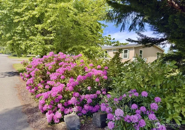 Photo 2 of Manufactured home for sale at 20 W Freedom Ln #1, Shelton, WA 98584 | MLS# NWM2541994 | Listing updated on 2026-09-22