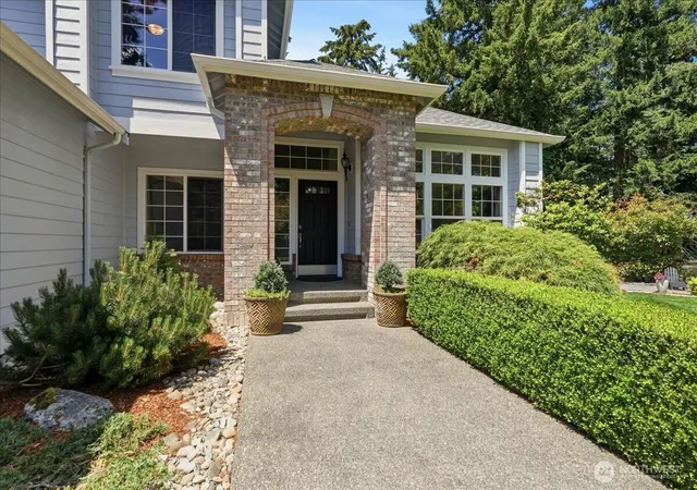 Photo 3 of Single family home for sale at 16511 38th Street E, Lake Tapps, WA 98391 | MLS# NWM2541999 | Listing updated on 2026-09-23