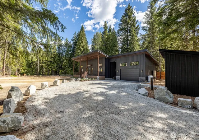 Photo 1 of Single family home for sale at 73 Headwater Ln, Leavenworth, WA 98826 | MLS# NWM2542002 | Listing updated on 2026-09-22